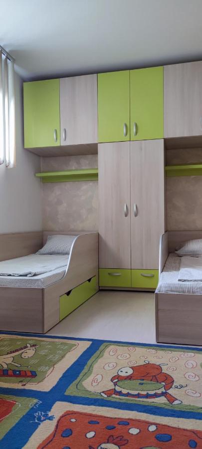 Hysteria Central Flat Oradea Exteriér fotografie